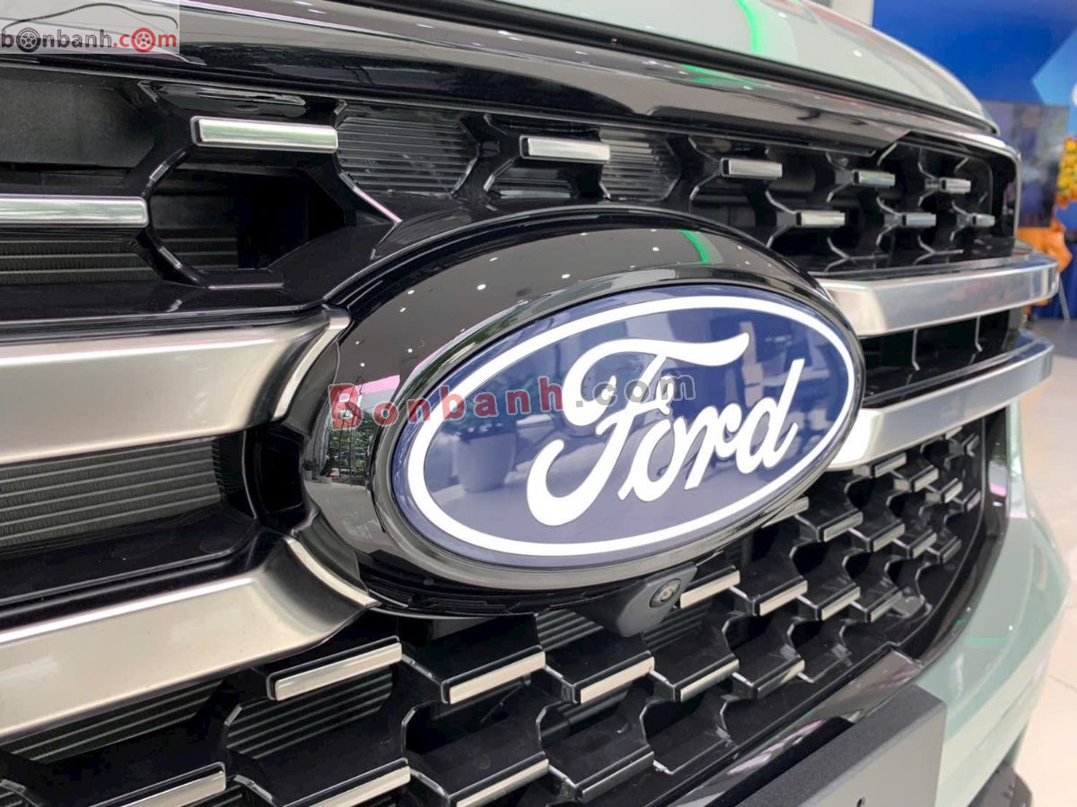 Bán ô tô Ford Everest Platinum 2.0L 4x4 AT - 2026 - xe mới