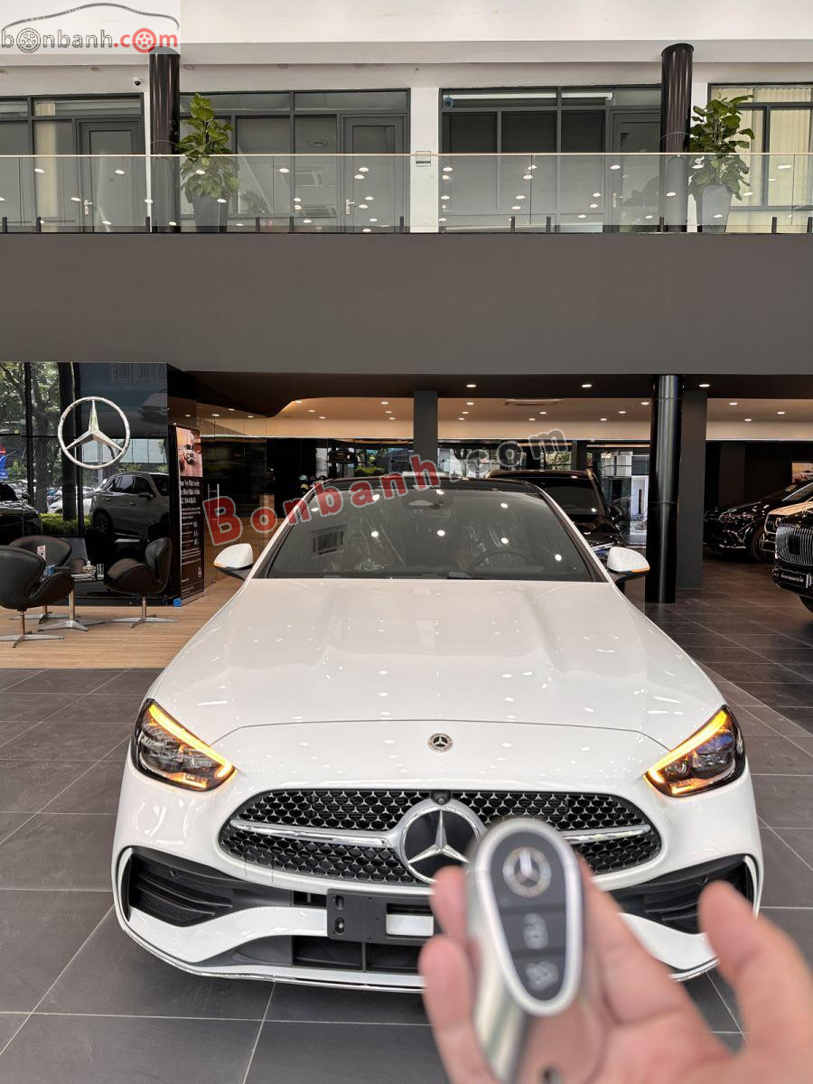 Bán ô tô Mercedes Benz C class C300 AMG - 2025 - xe mới