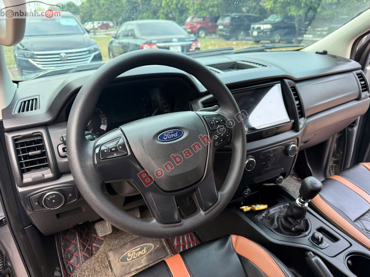Bán ô tô Ford Ranger XL 2.2L 4x4 MT - 2021 - xe cũ