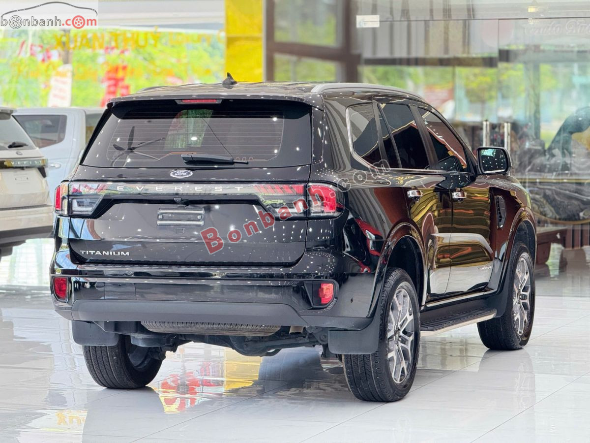 Bán ô tô Ford Everest Titanium Plus 2.0L 4x4 AT - 2024 - xe cũ