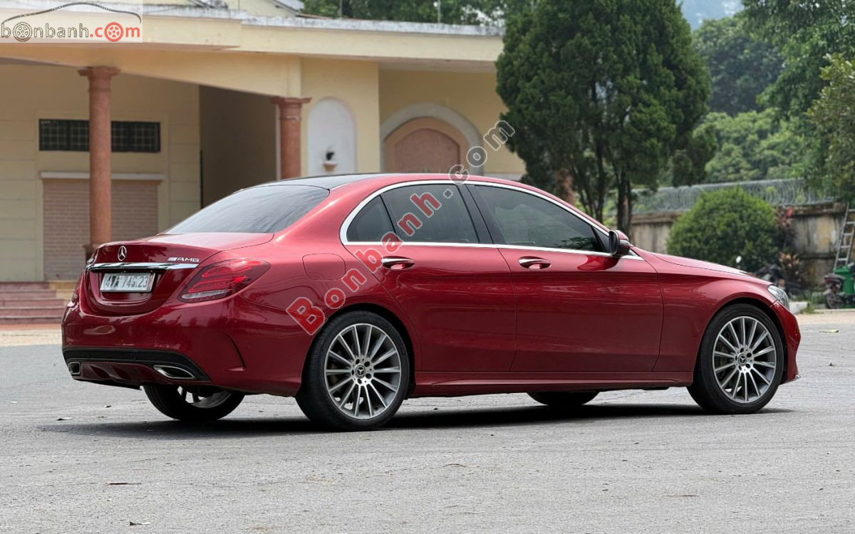 Bán ô tô Mercedes Benz C class C300 AMG - 2018 - xe cũ