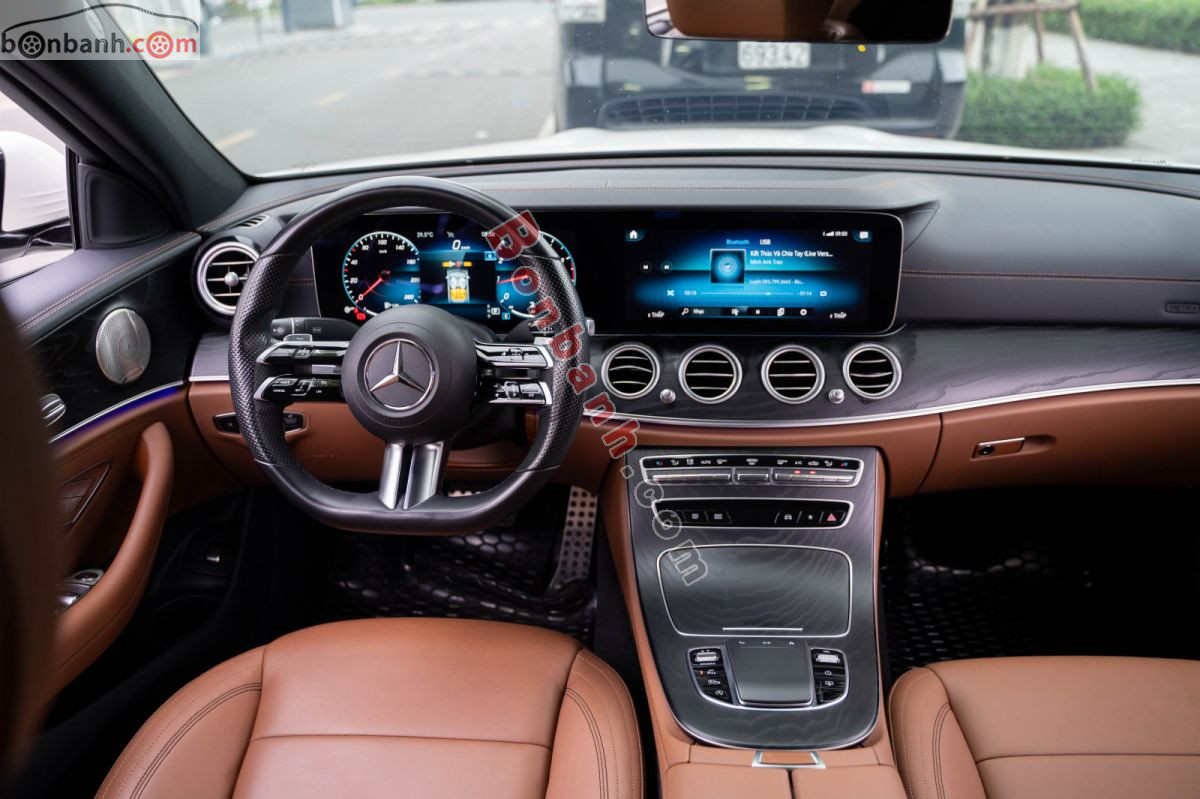 Bán ô tô Mercedes Benz E class E300 AMG - 2022 - xe cũ
