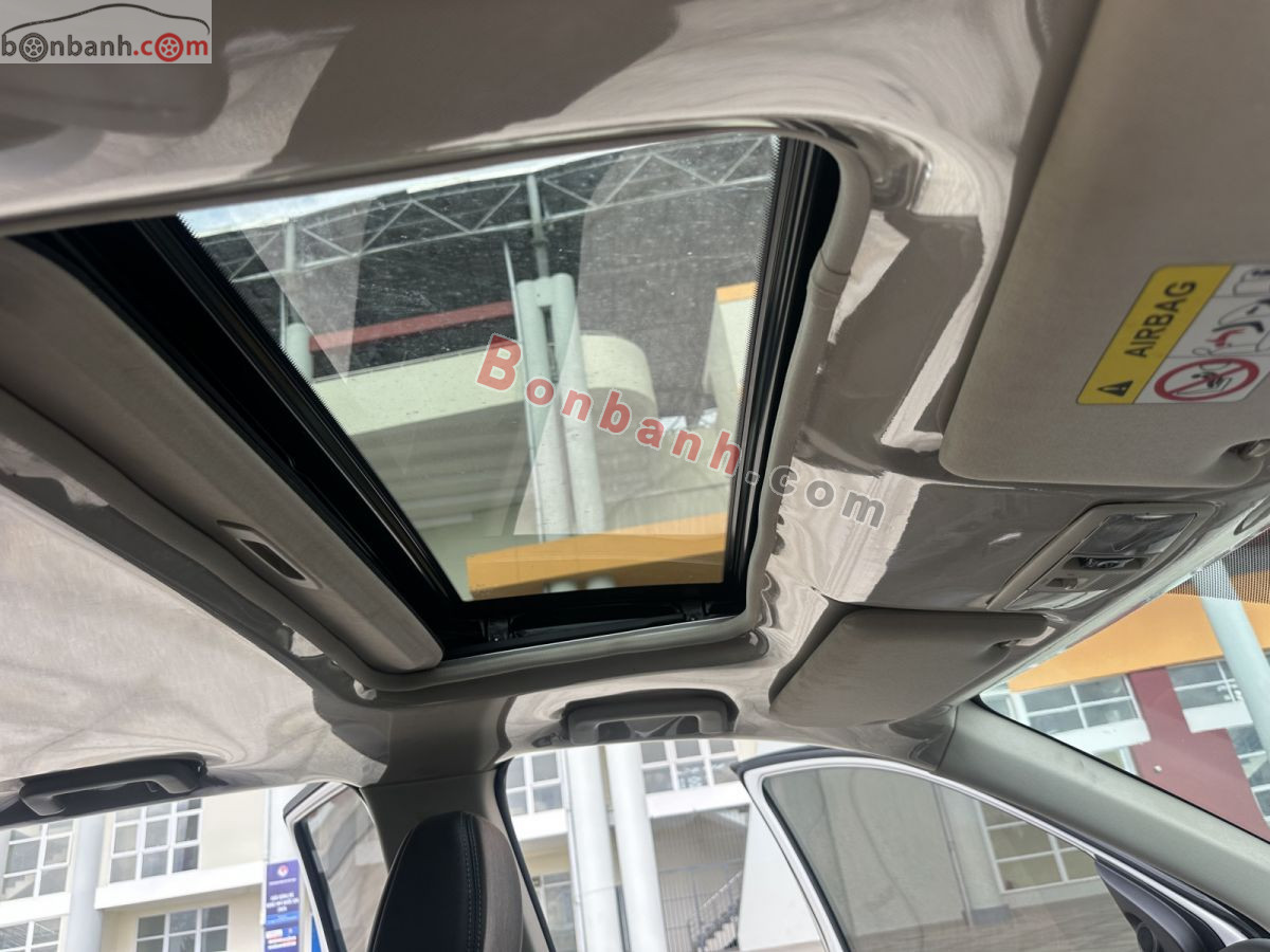 Bán ô tô Mitsubishi Outlander 2.0 CVT Premium - 2018 - xe cũ