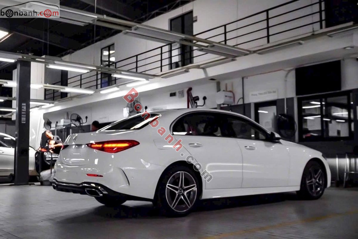 Bán ô tô Mercedes Benz C class C300 AMG - 2025 - xe mới