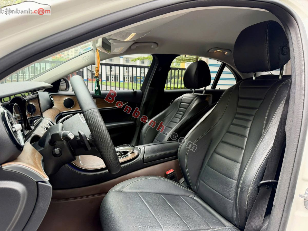 Bán ô tô Mercedes Benz E class E200 - 2019 - xe cũ