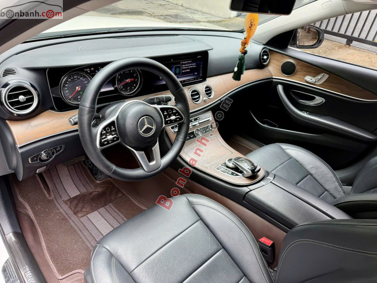 Bán ô tô Mercedes Benz E class E200 - 2019 - xe cũ
