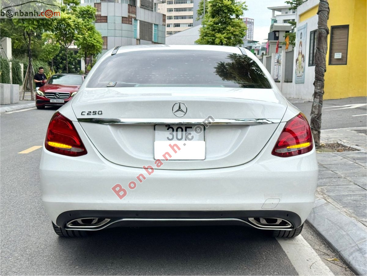 Bán ô tô Mercedes Benz C class C250 Exclusive - 2017 - xe cũ