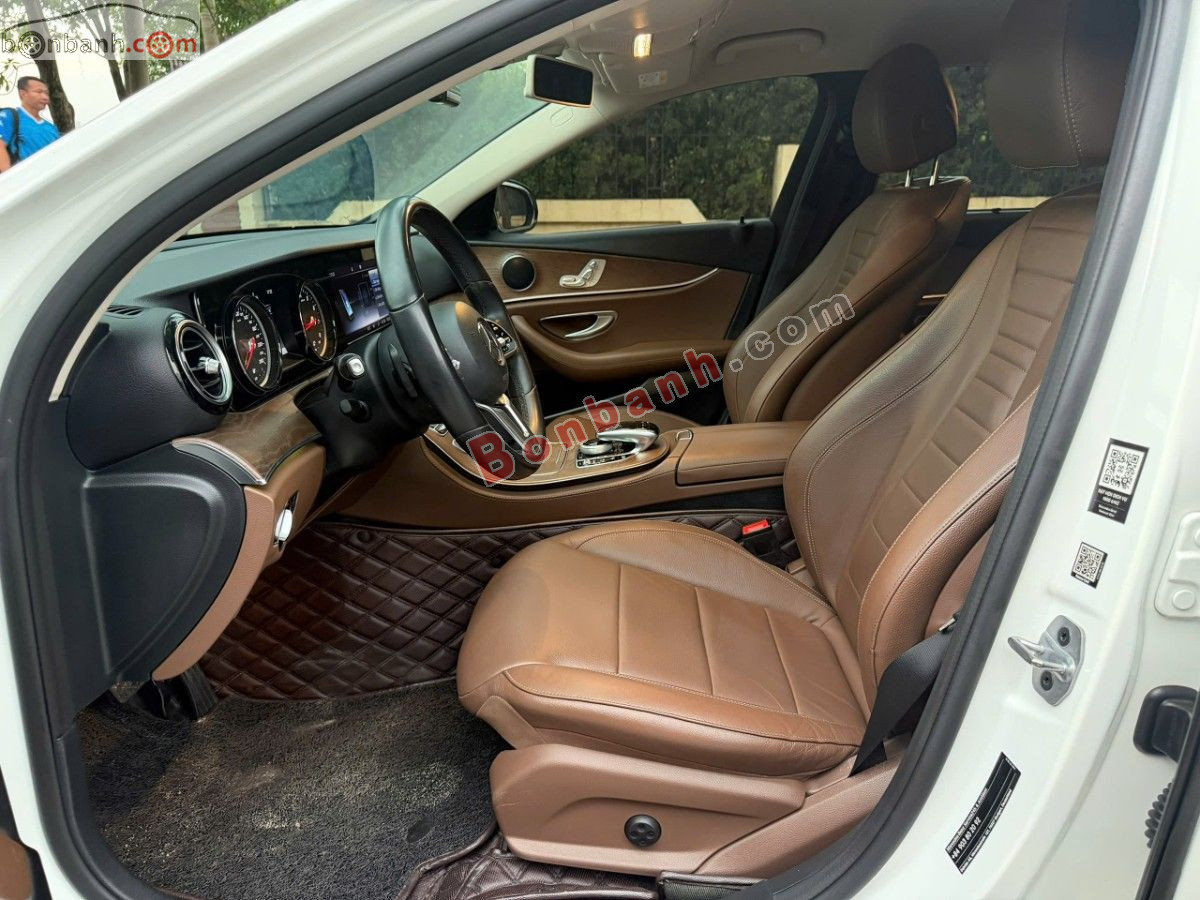Bán ô tô Mercedes Benz E class E200 - 2019 - xe cũ