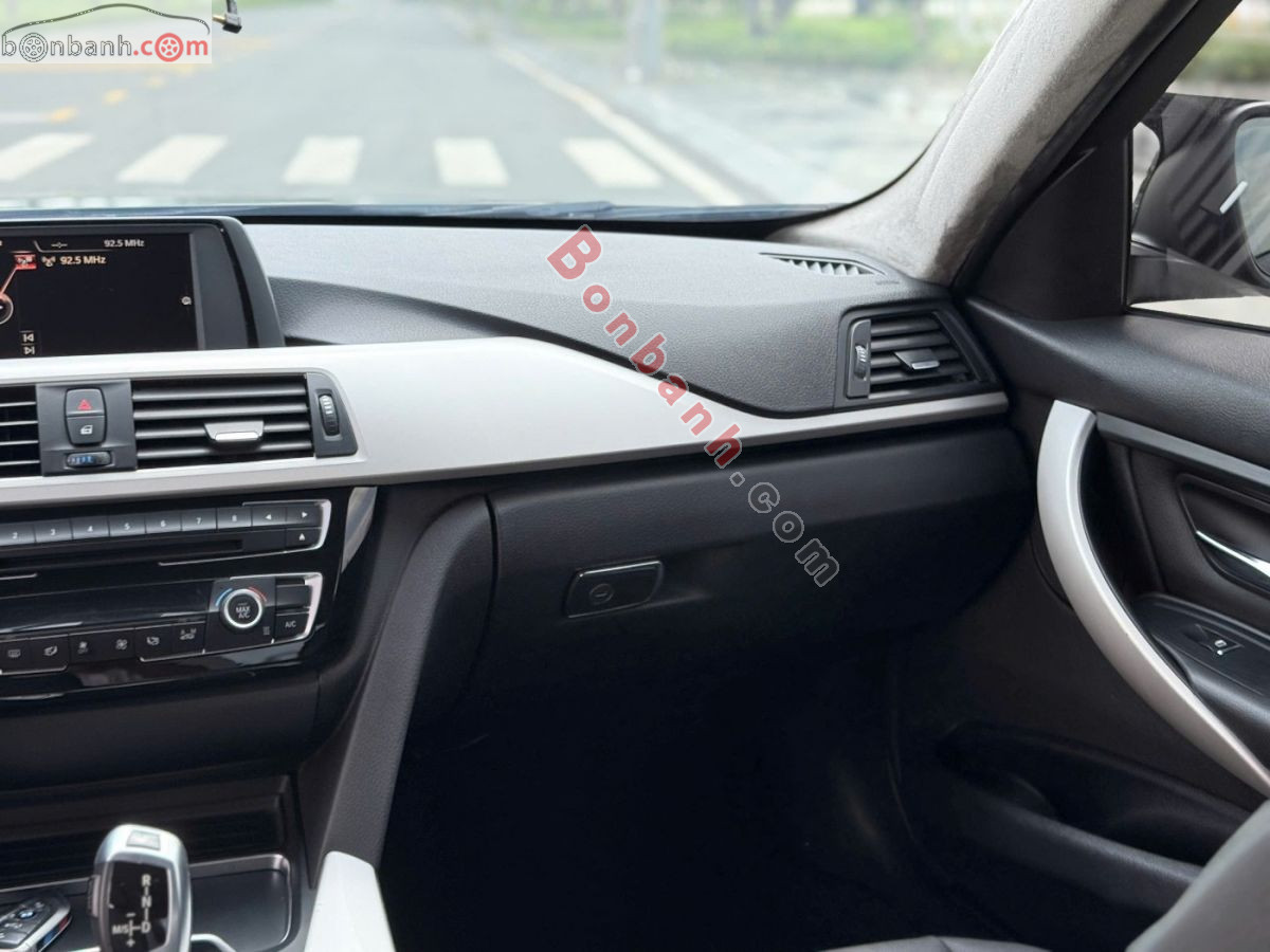Bán ô tô BMW 3 Series 320i - 2016 - xe cũ