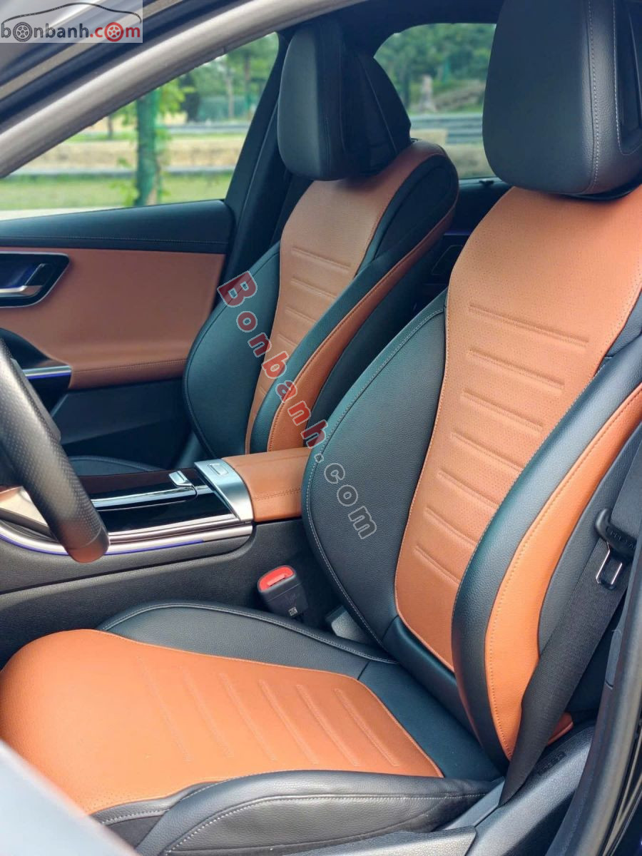 Bán ô tô Mercedes Benz C class C300 AMG - 2022 - xe cũ