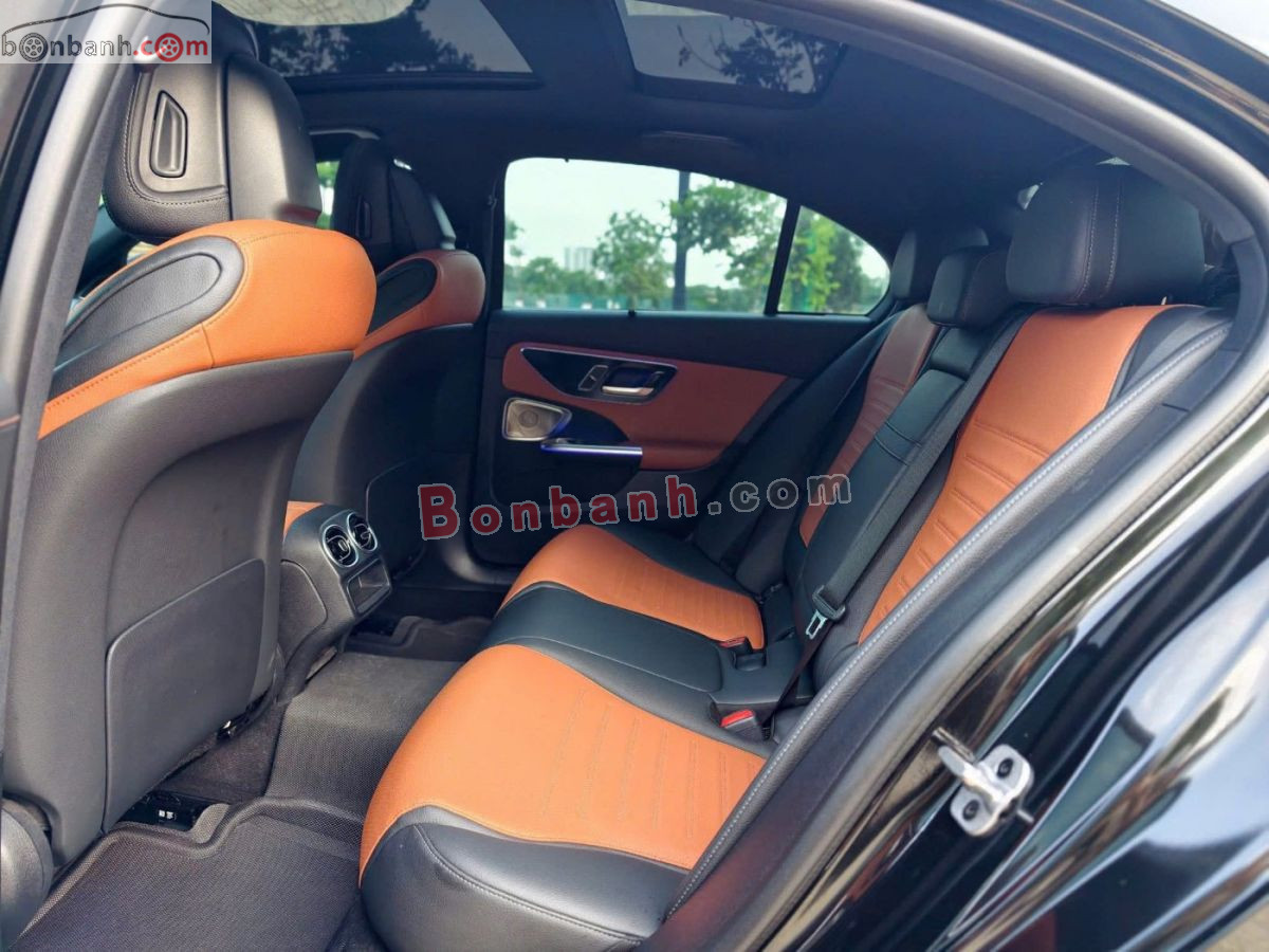 Bán ô tô Mercedes Benz C class C300 AMG - 2022 - xe cũ