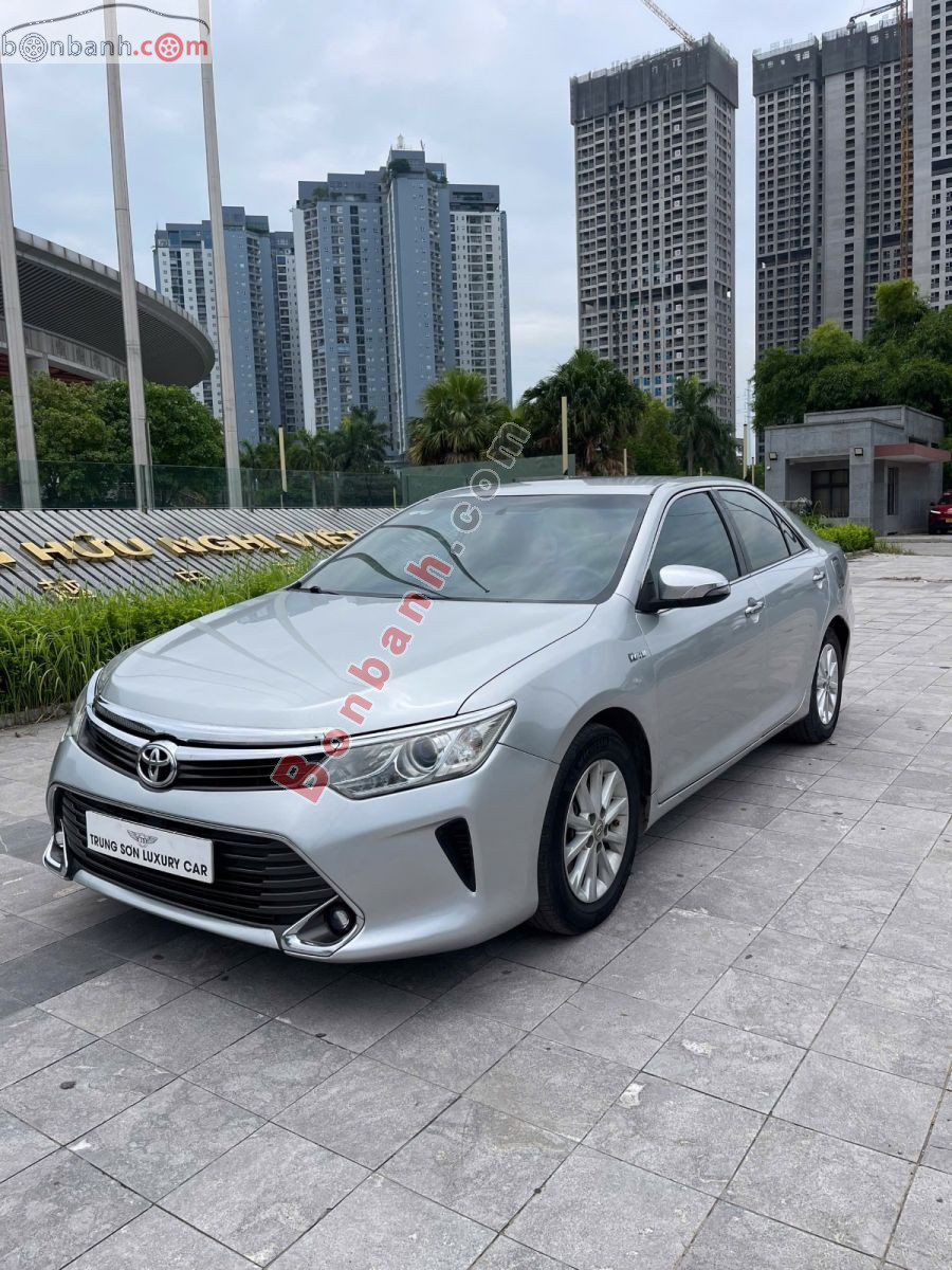 Bán ô tô Toyota Camry 2.0E - 2015 - xe cũ