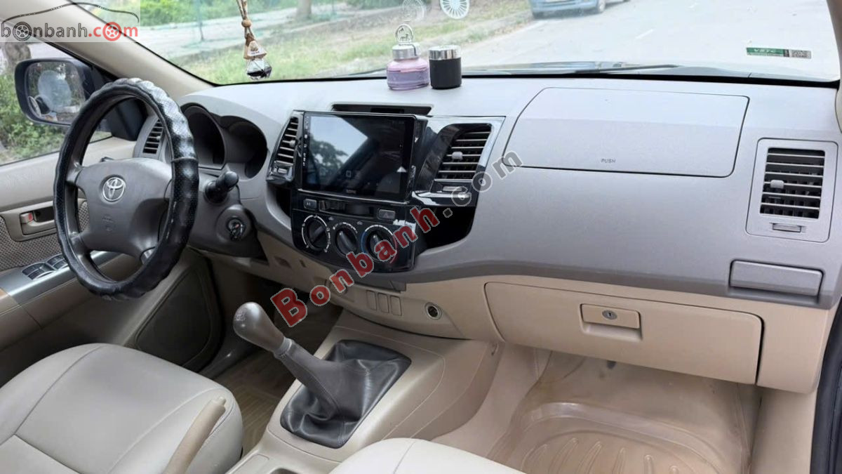 Bán ô tô Toyota Hilux 3.0G 4x4 MT - 2010 - xe cũ
