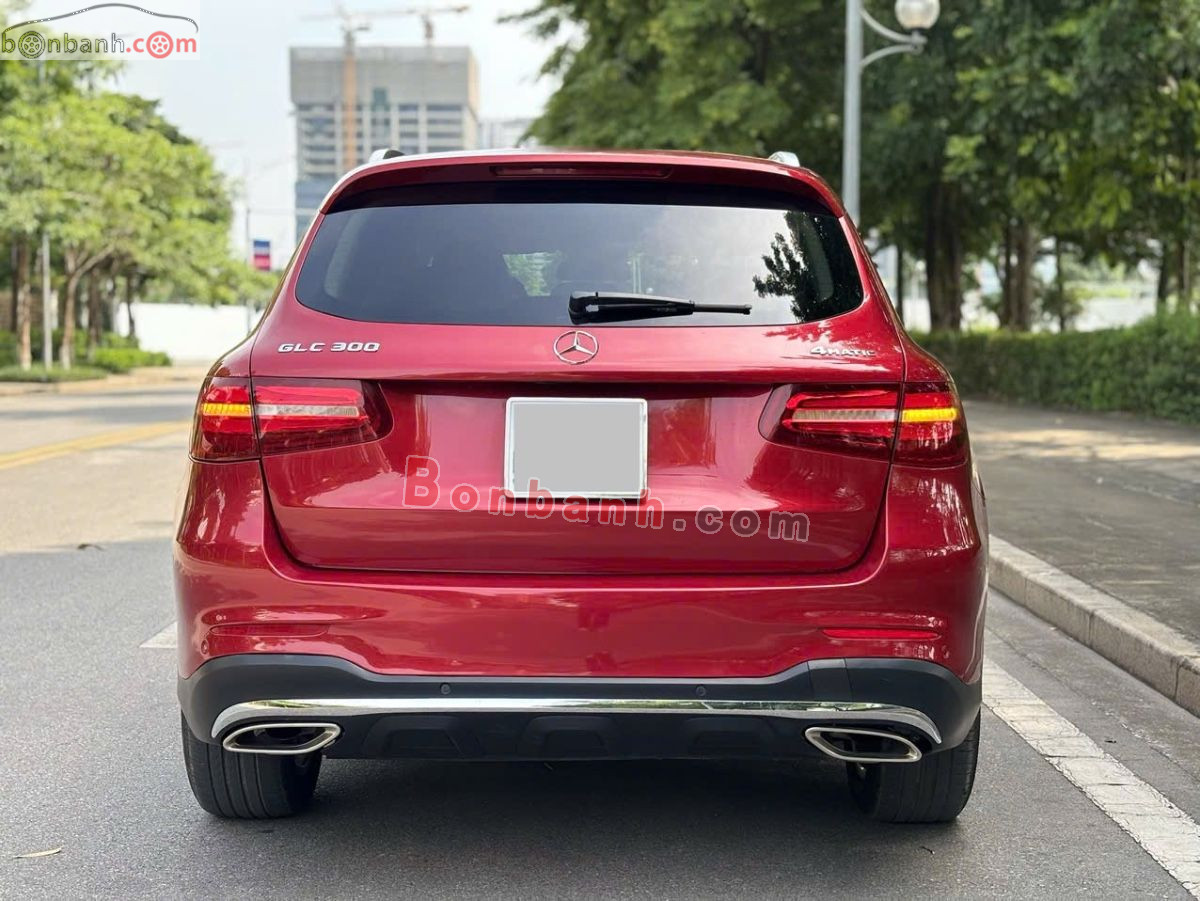 Bán ô tô Mercedes Benz GLC 300 4Matic - 2017 - xe cũ