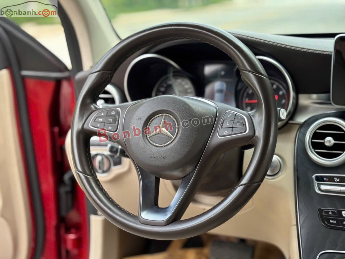Bán ô tô Mercedes Benz GLC 300 4Matic - 2017 - xe cũ