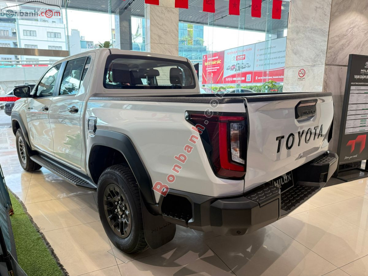 Bán ô tô Toyota Hilux Pro 2.8L 4x2 AT - 2026 - xe mới