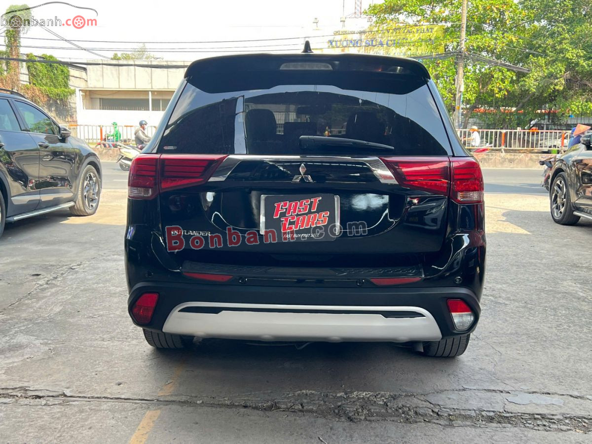 Bán ô tô Mitsubishi Outlander Premium 2.0 CVT - 2021 - xe cũ