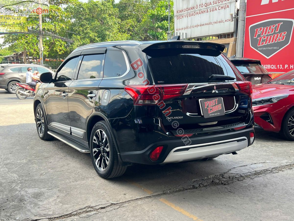 Bán ô tô Mitsubishi Outlander Premium 2.0 CVT - 2021 - xe cũ