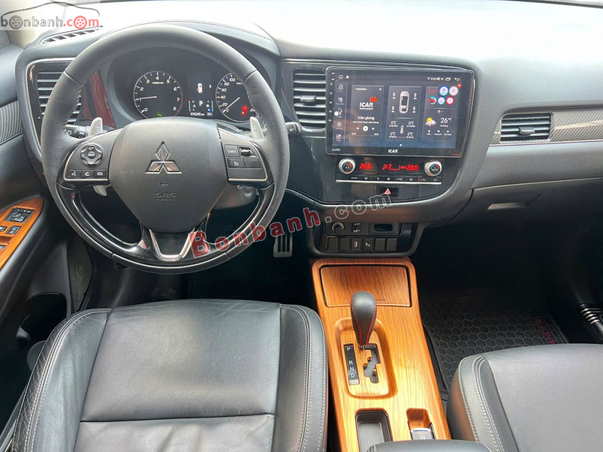Bán ô tô Mitsubishi Outlander Premium 2.0 CVT - 2021 - xe cũ