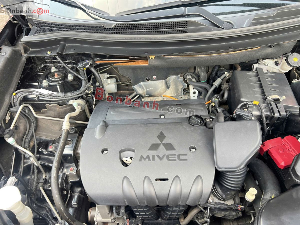 Bán ô tô Mitsubishi Outlander Premium 2.0 CVT - 2021 - xe cũ