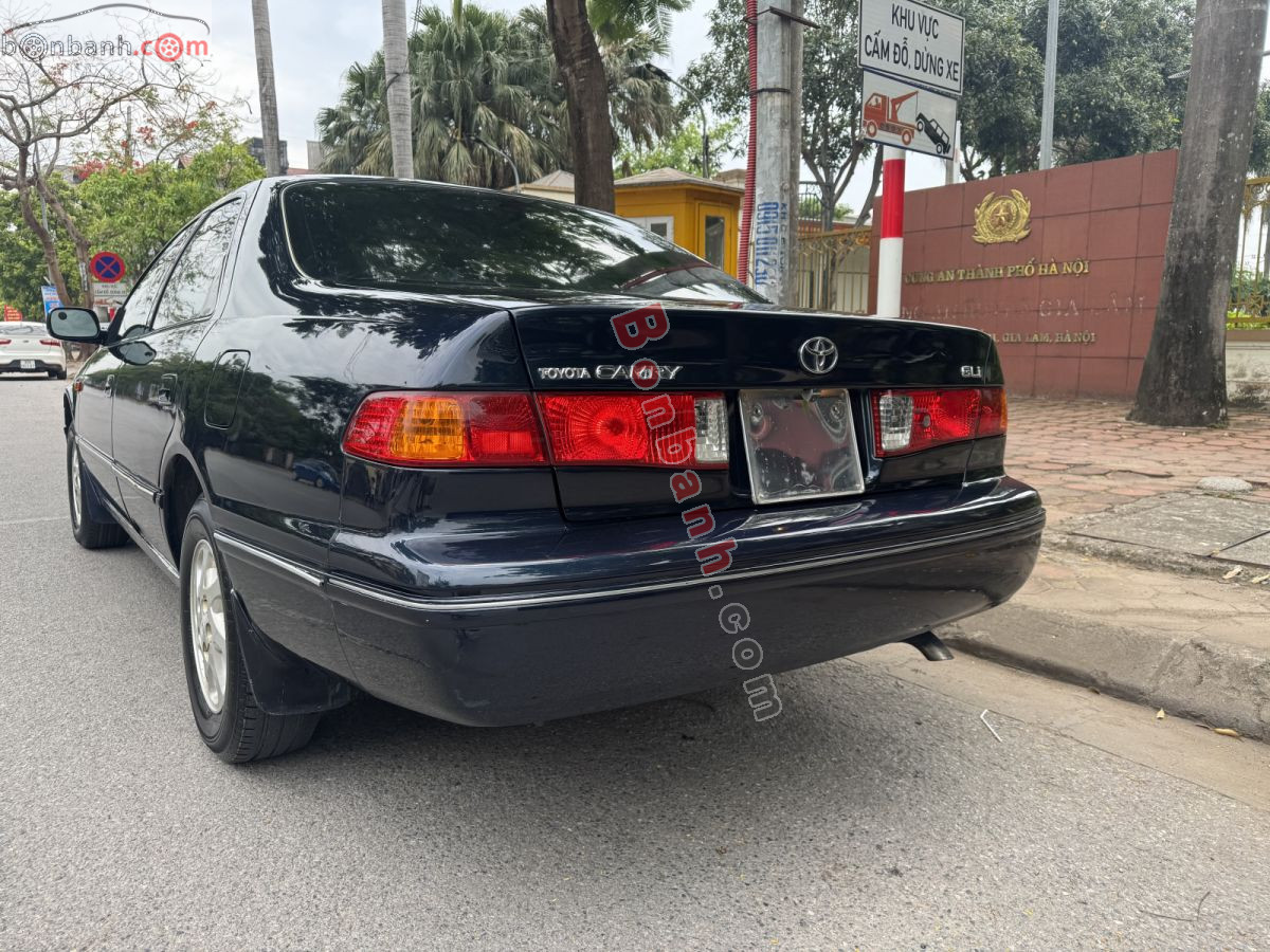 Bán ô tô Toyota Camry GLi 2.2 - 2001 - xe cũ