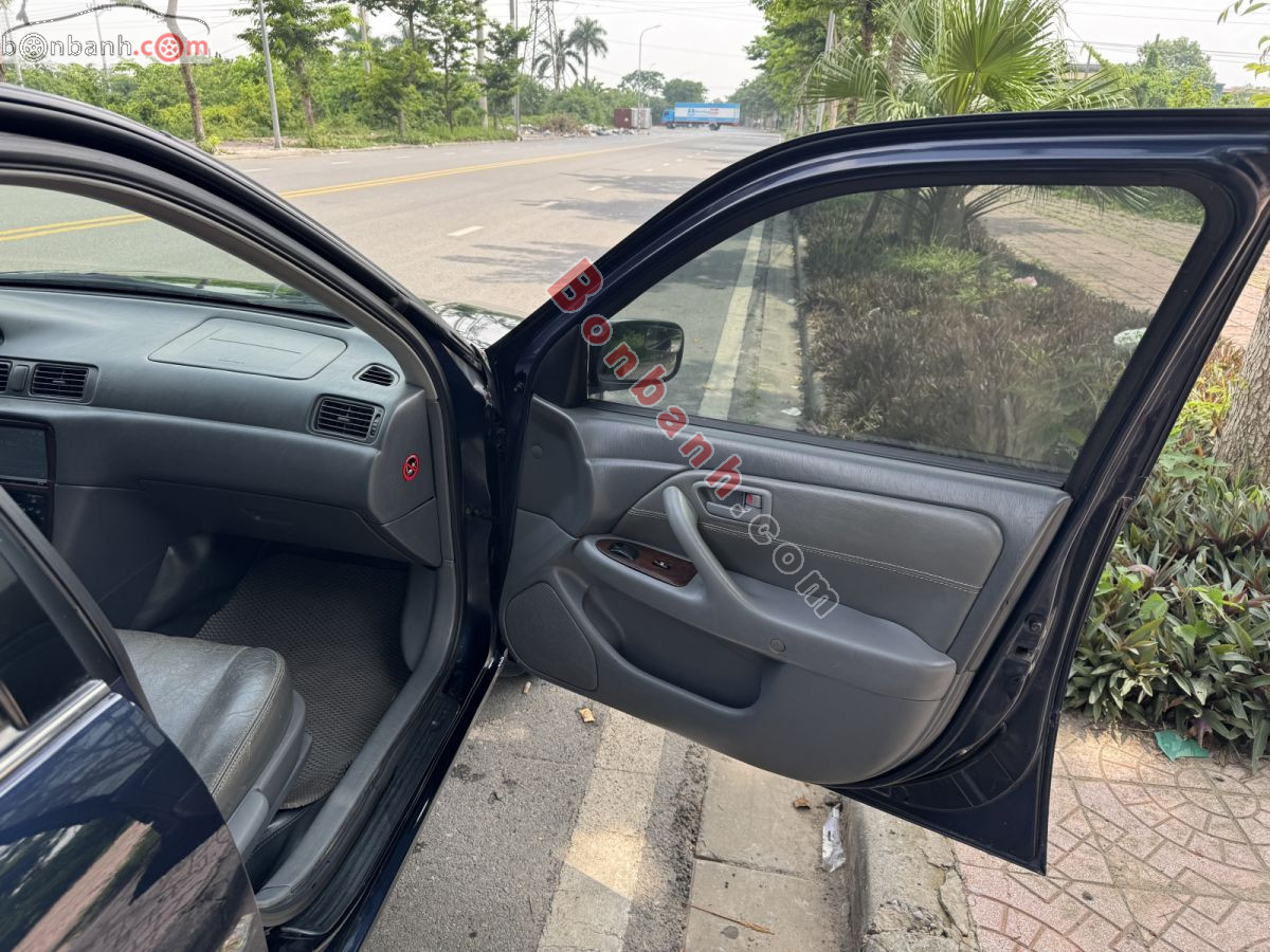 Bán ô tô Toyota Camry GLi 2.2 - 2001 - xe cũ