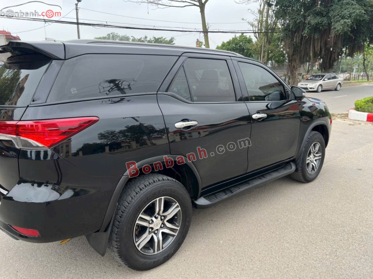 Bán ô tô Toyota Fortuner 2.4L 4x2 AT - 2022 - xe cũ