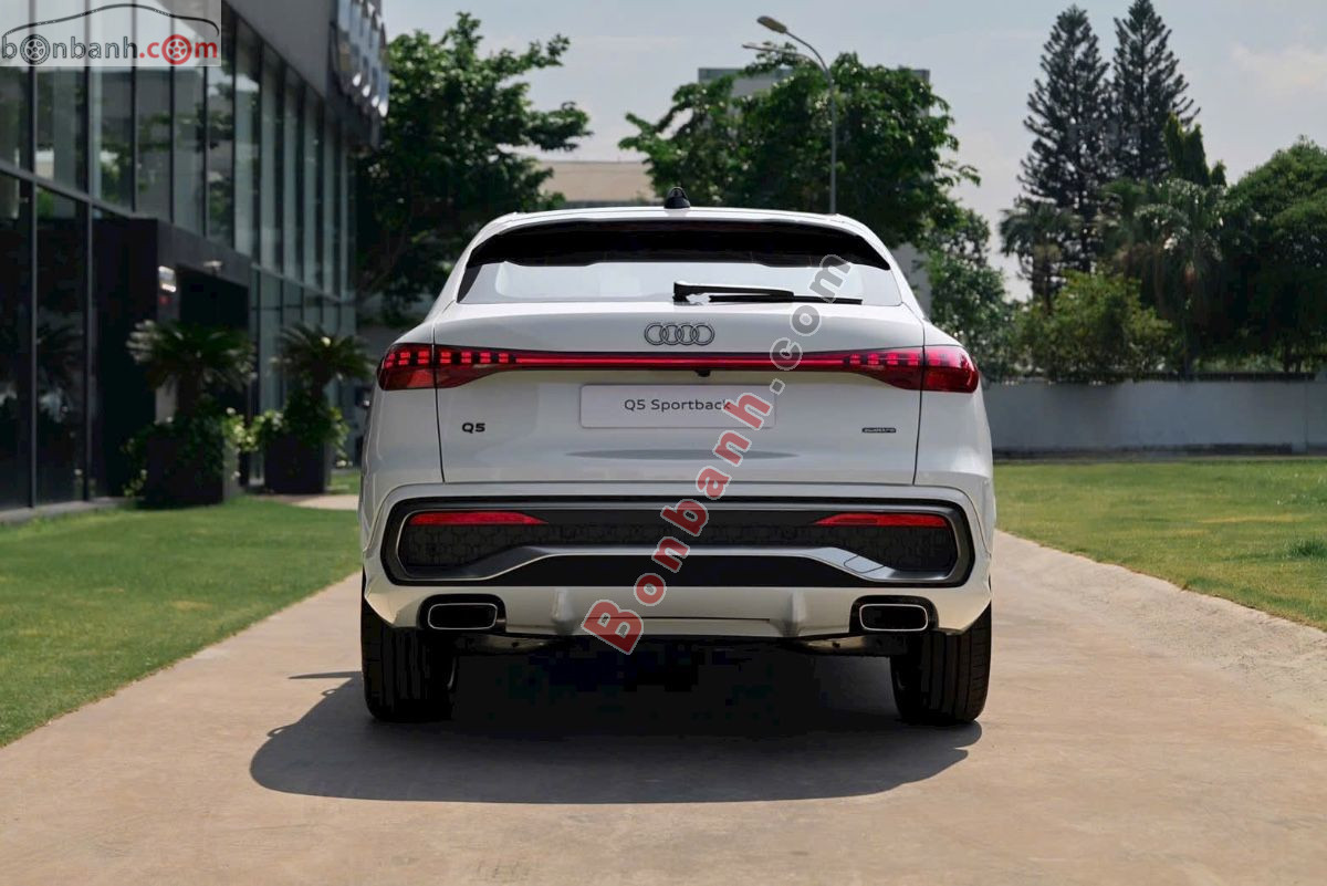 Bán ô tô Audi Q5 Sportback Sline 45 TFSI Quattro - 2026 - xe mới