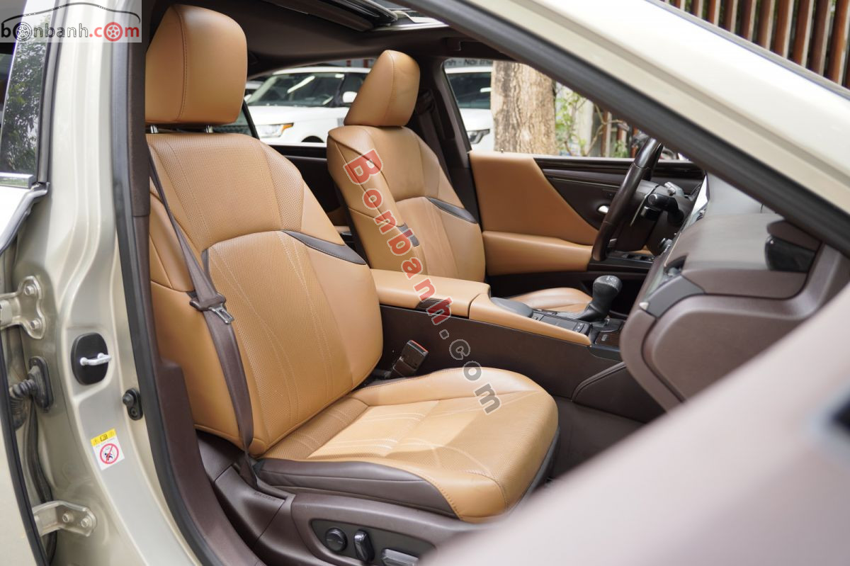 Bán ô tô Lexus ES 250 - 2018 - xe cũ