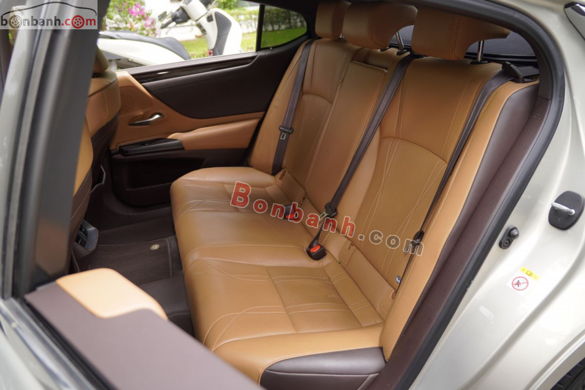 Bán ô tô Lexus ES 250 - 2018 - xe cũ