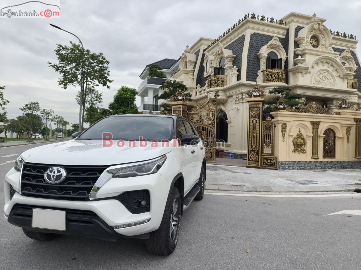 Bán ô tô Toyota Fortuner 2.4L 4x2 AT - 2022 - xe cũ