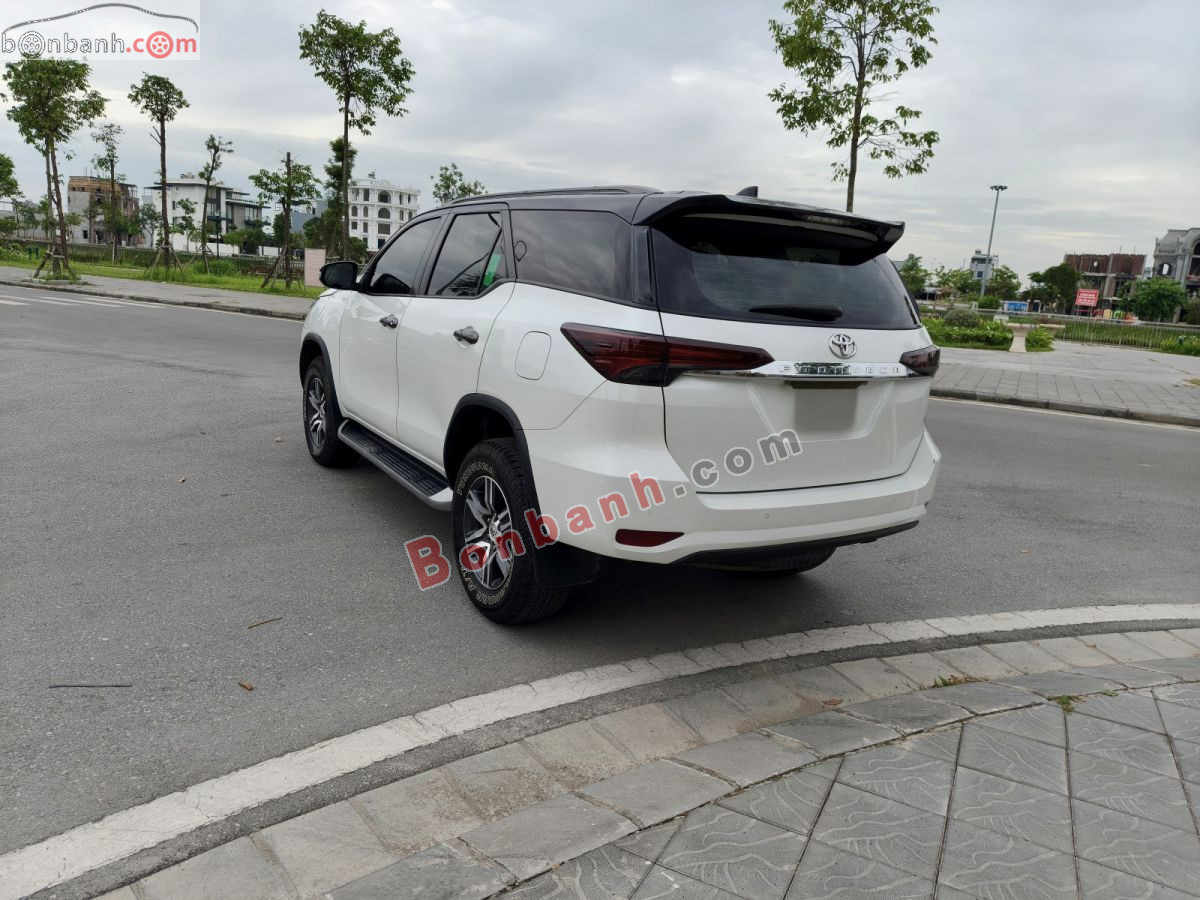 Bán ô tô Toyota Fortuner 2.4L 4x2 AT - 2022 - xe cũ