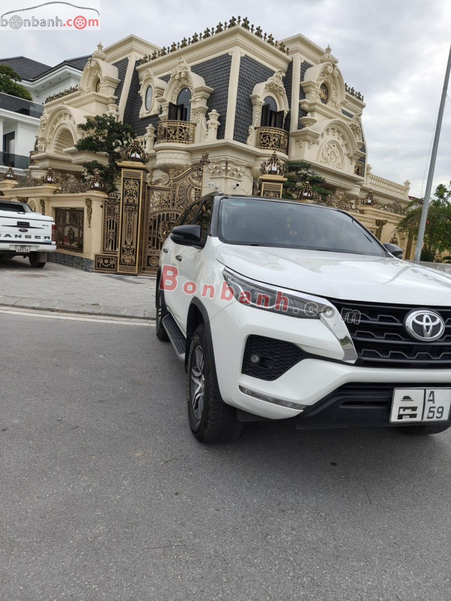 Bán ô tô Toyota Fortuner 2.4L 4x2 AT - 2022 - xe cũ