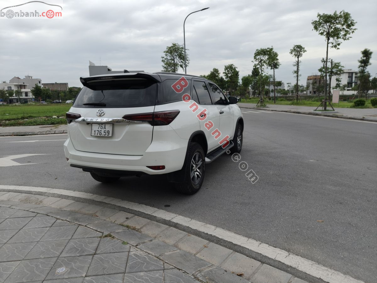 Bán ô tô Toyota Fortuner 2.4L 4x2 AT - 2022 - xe cũ