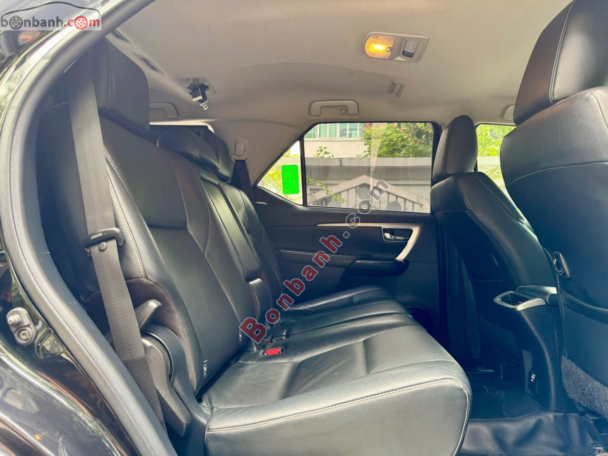 Bán ô tô Toyota Fortuner 2.4L 4x2 AT - 2022 - xe cũ