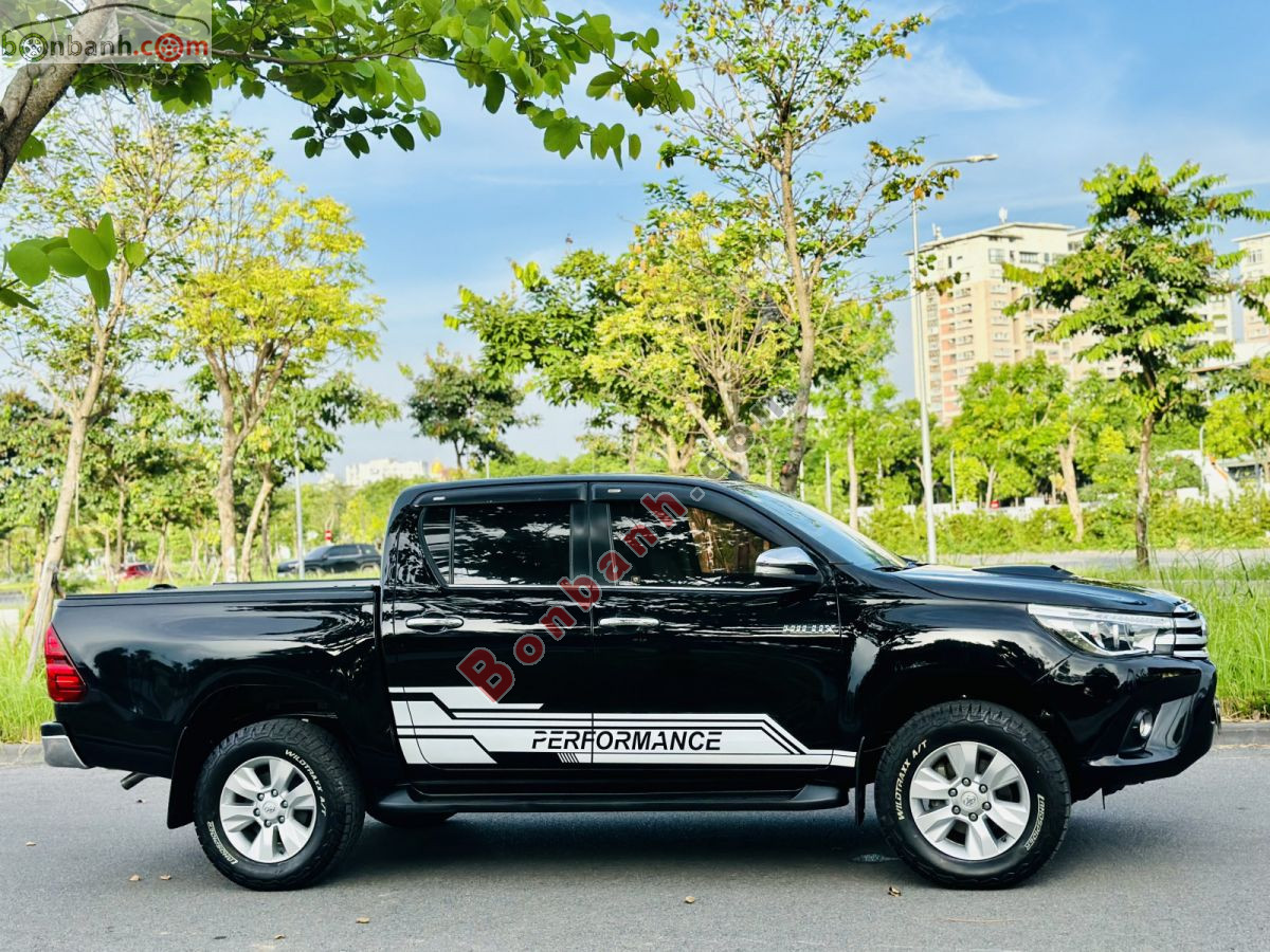 Bán ô tô Toyota Hilux 2.8G 4x4 AT - 2016 - xe cũ