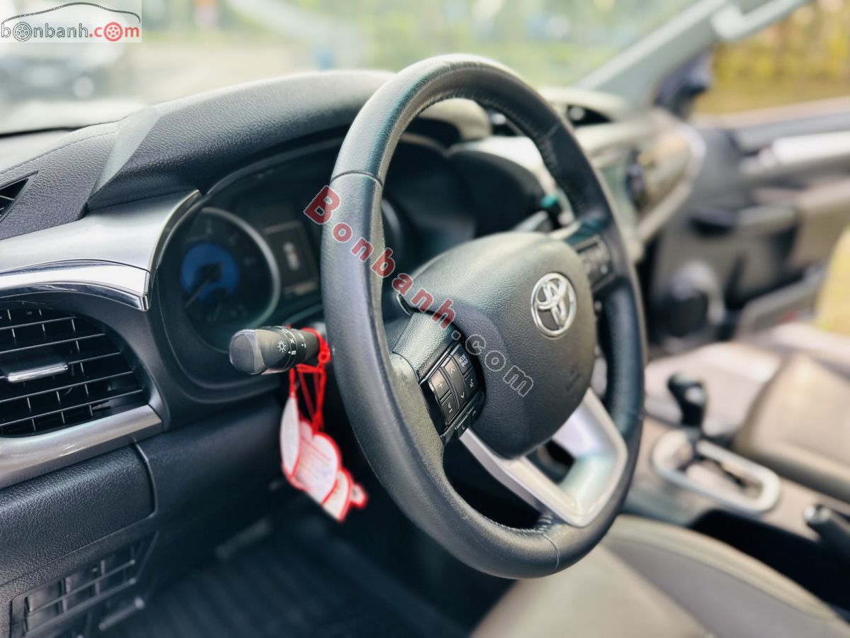 Bán ô tô Toyota Hilux 2.8G 4x4 AT - 2016 - xe cũ