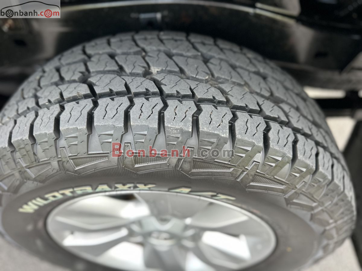 Bán ô tô Toyota Hilux 2.8G 4x4 AT - 2016 - xe cũ