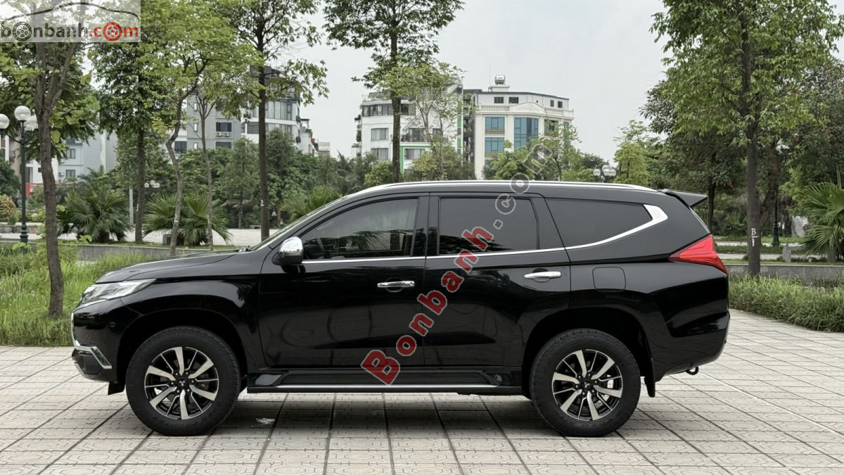 Bán ô tô Mitsubishi Pajero Sport 3.0G 4x2 AT - 2017 - xe cũ