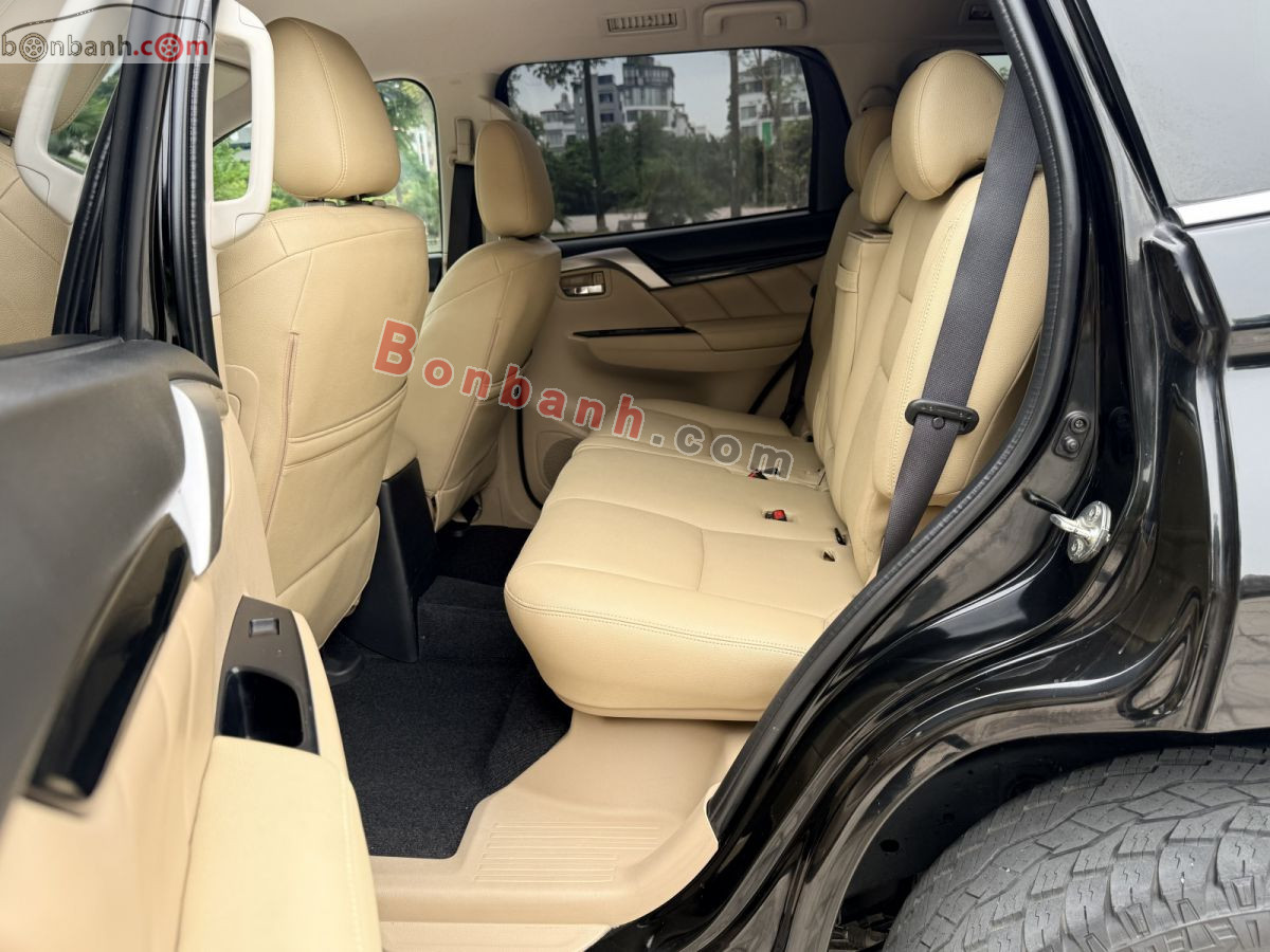 Bán ô tô Mitsubishi Pajero Sport 3.0G 4x2 AT - 2017 - xe cũ