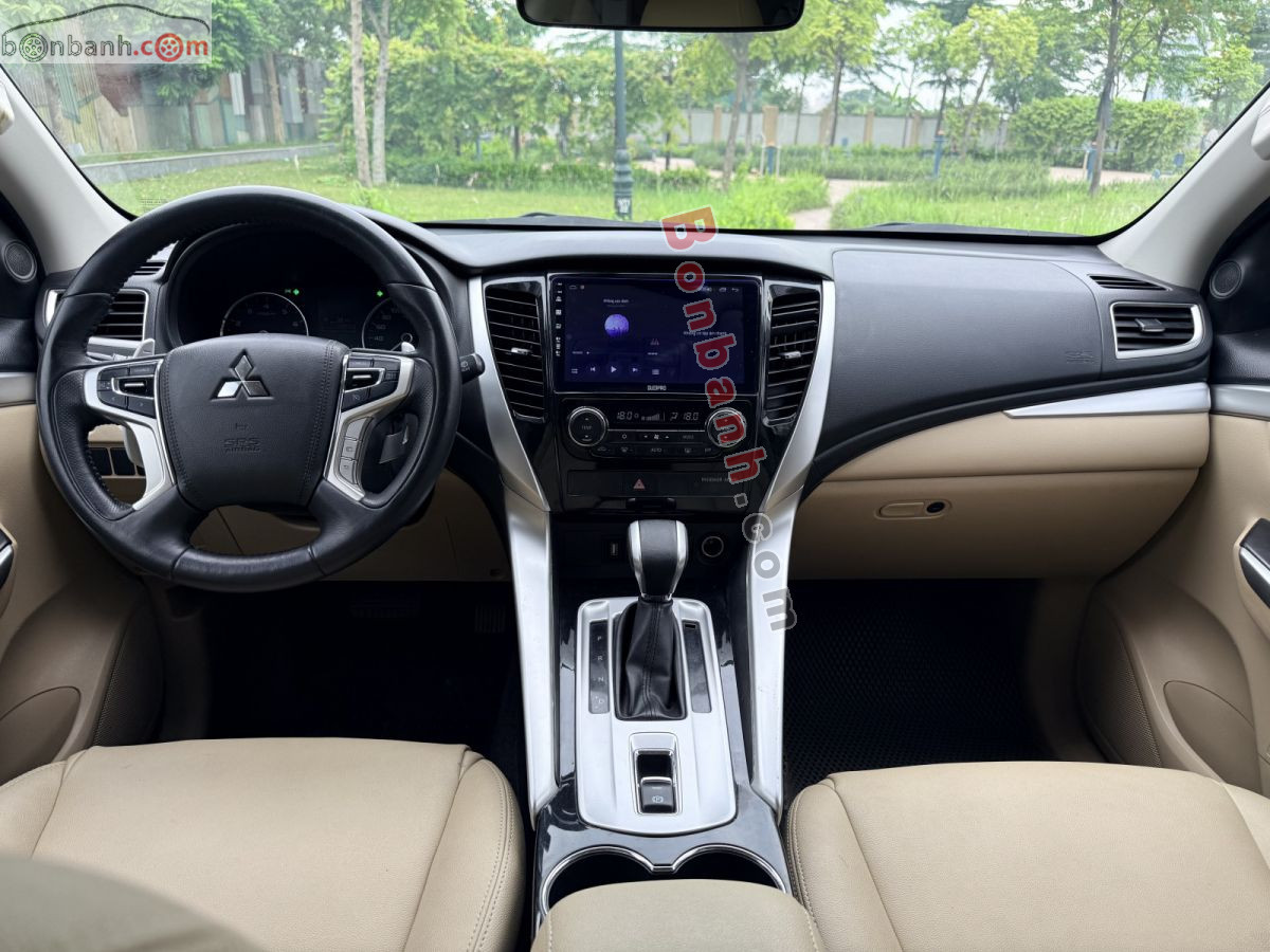 Bán ô tô Mitsubishi Pajero Sport 3.0G 4x2 AT - 2017 - xe cũ
