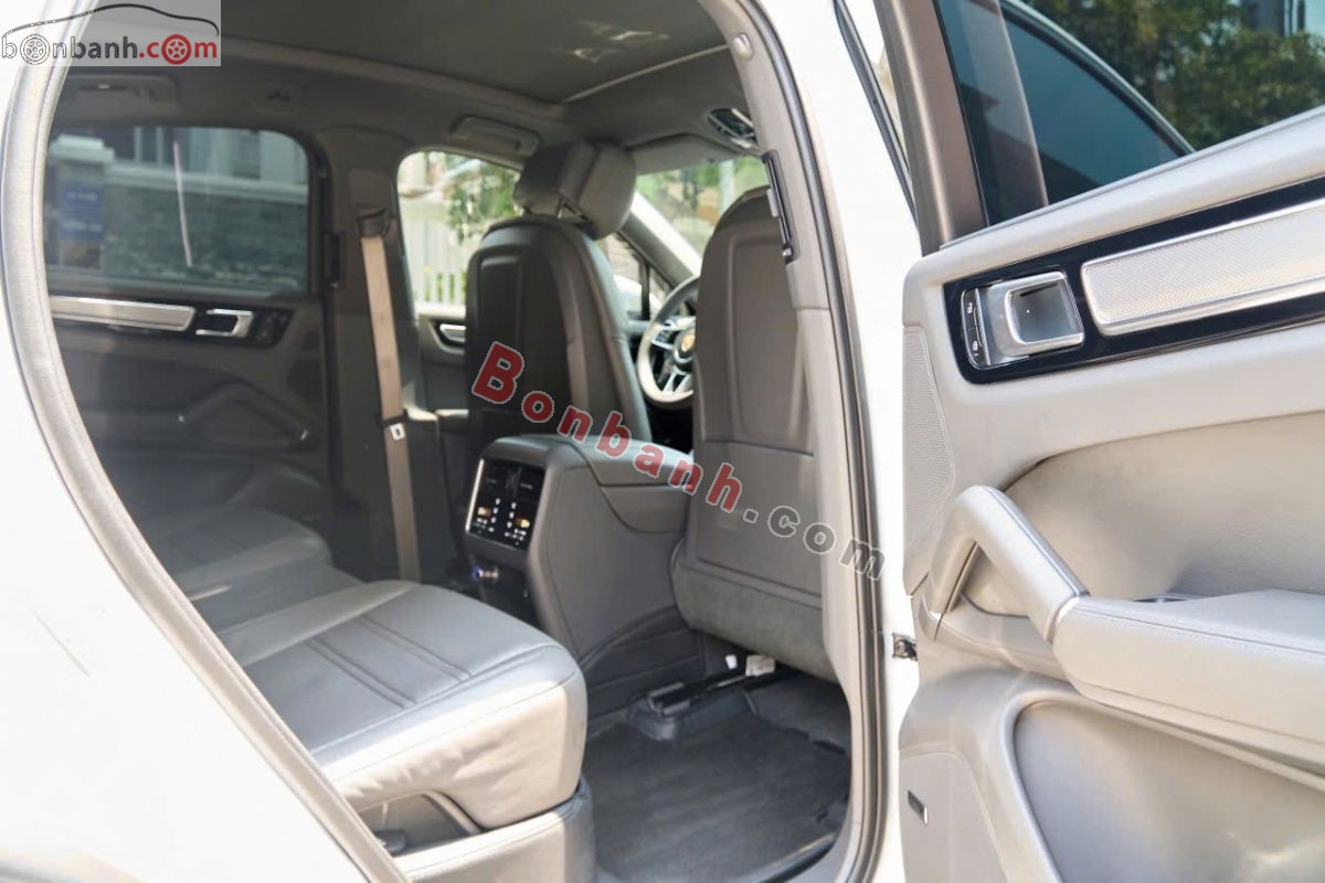 Bán ô tô Porsche Cayenne Coupe Platinum Edition - 2023 - xe cũ