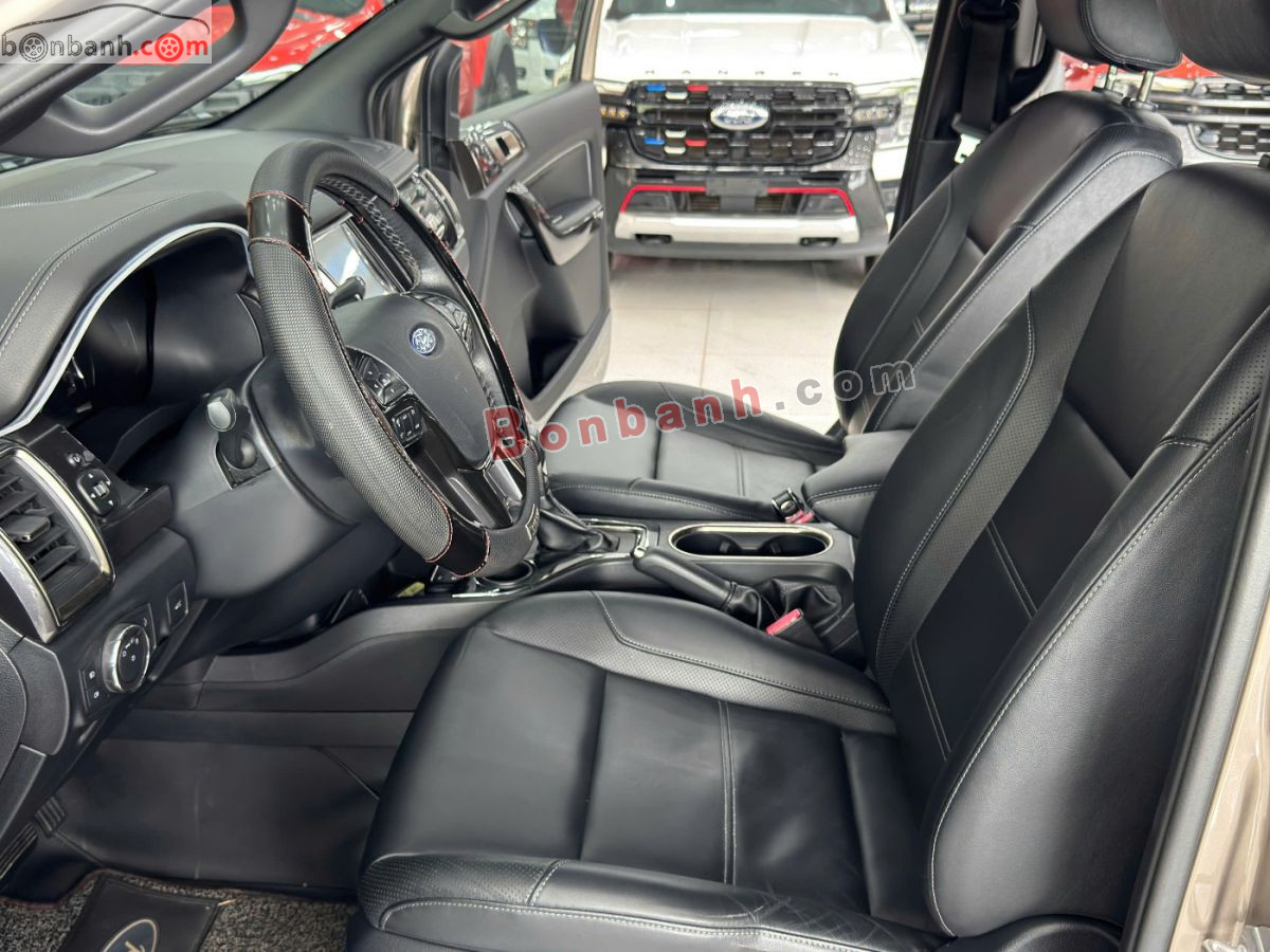 Bán ô tô Ford Everest Titanium 2.0L 4x2 AT - 2019 - xe cũ