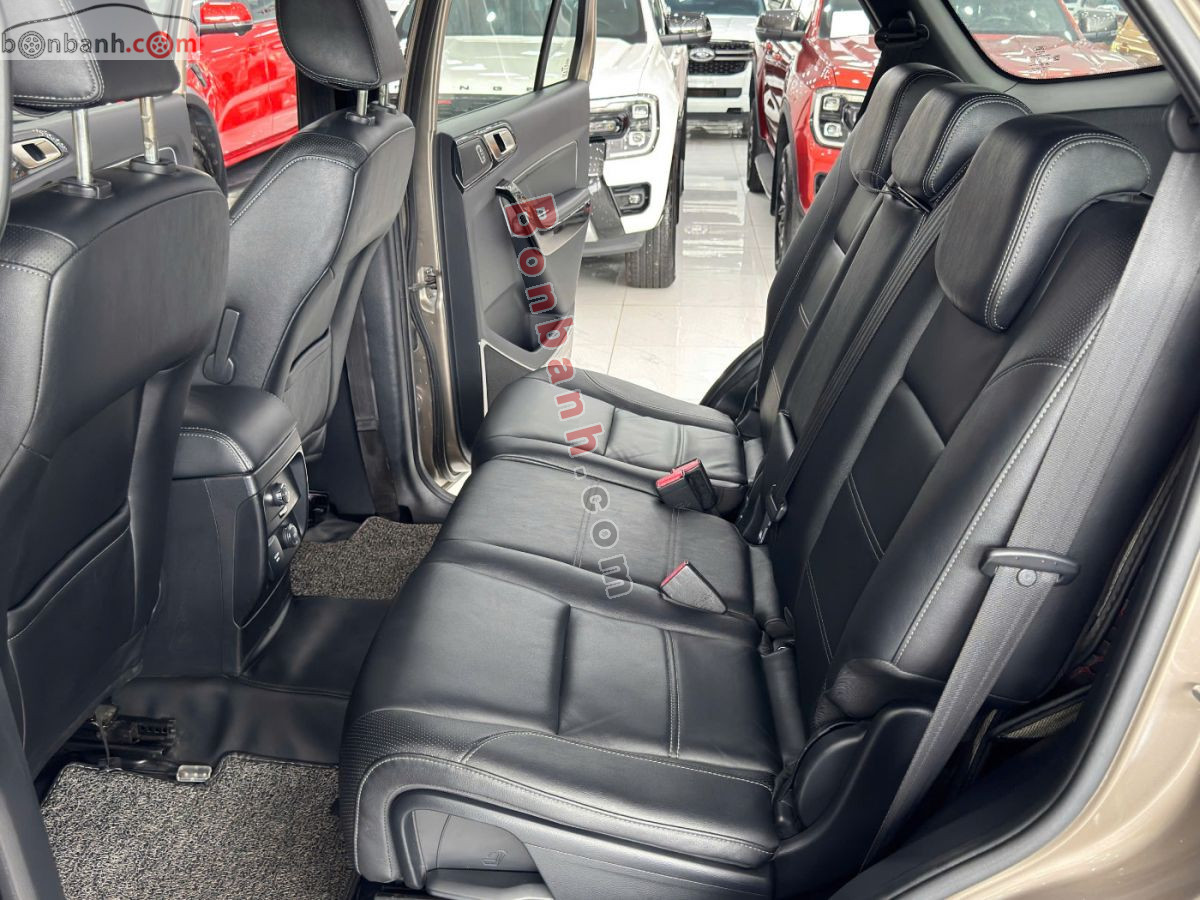 Bán ô tô Ford Everest Titanium 2.0L 4x2 AT - 2019 - xe cũ