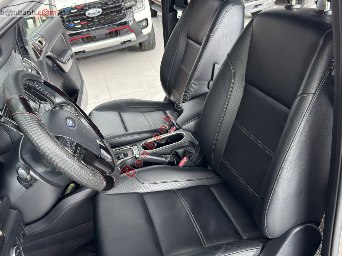 Bán ô tô Ford Everest Titanium 2.0L 4x2 AT - 2019 - xe cũ