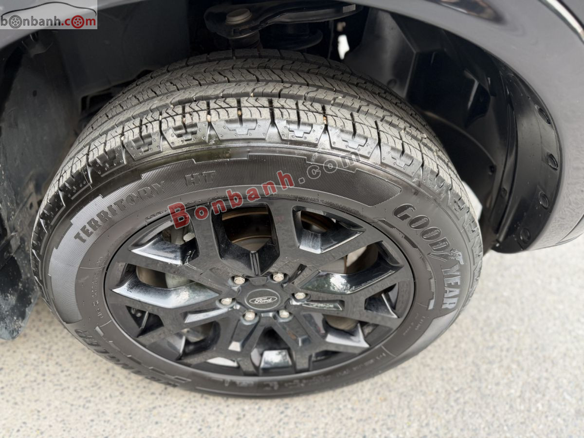 Bán ô tô Ford Everest Sport 2.0L 4x2 AT - 2024 - xe cũ