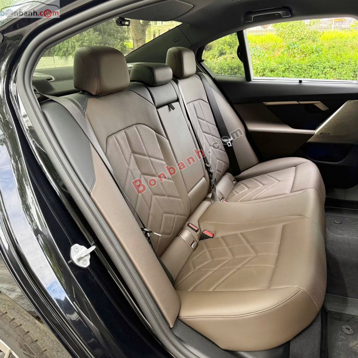 Bán ô tô BMW 5 Series 520i Premium - 2025 - xe cũ