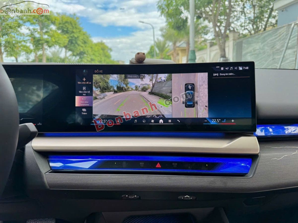 Bán ô tô BMW 5 Series 520i Premium - 2025 - xe cũ