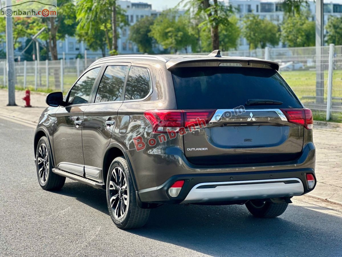 Bán ô tô Mitsubishi Outlander 2.0 CVT - 2020 - xe cũ