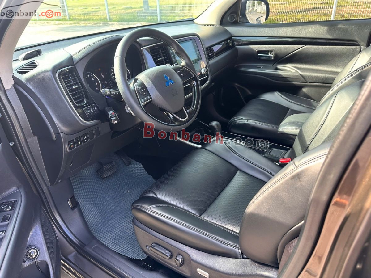 Bán ô tô Mitsubishi Outlander 2.0 CVT - 2020 - xe cũ